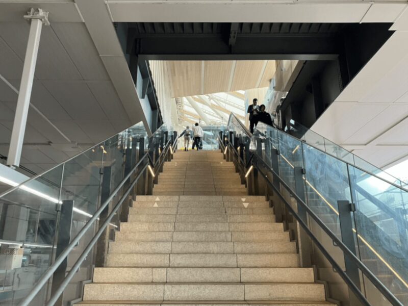 takanawa_gateway_travel_service_center_3